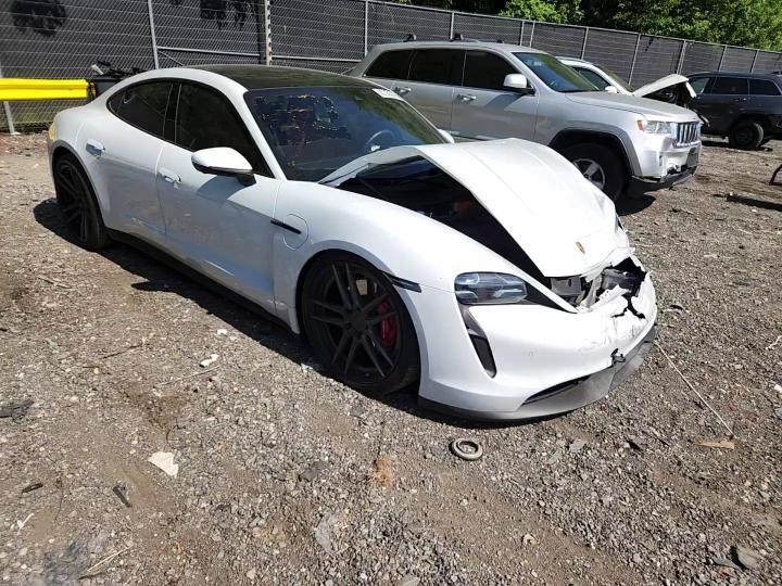 2021 Porsche Taycan 4S - zdjęcie 13