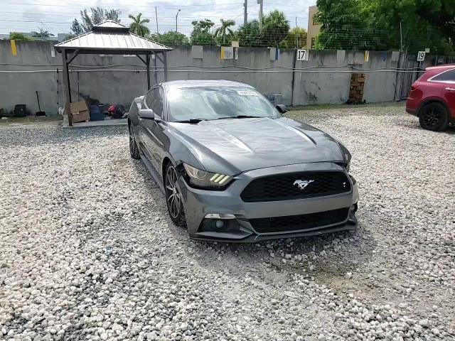 2016 Ford Mustang - zdjęcie 13