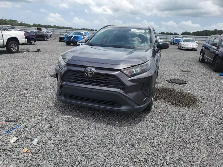 2019 Toyota Rav4 Le - zdjęcie 14