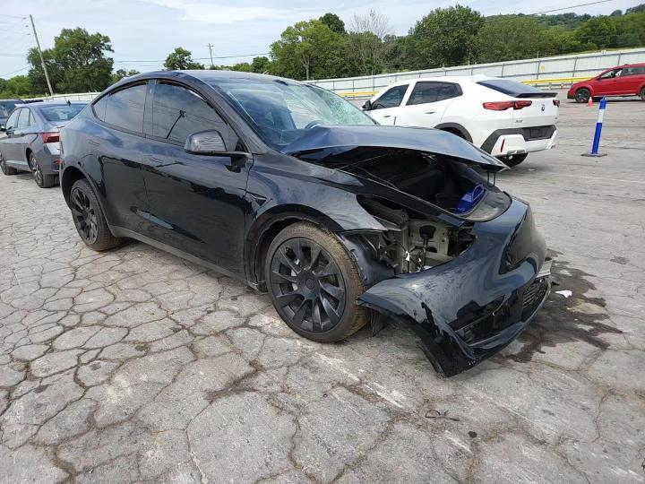2023 Tesla Model Y - zdjęcie 14