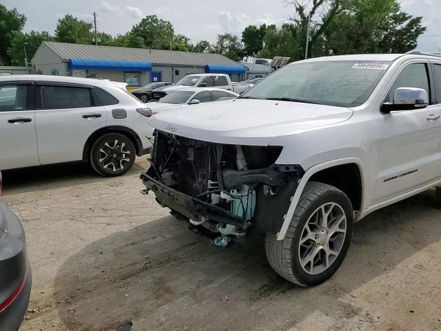 2020 Jeep Grand Cherokee Overland - zdjęcie 14