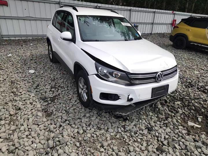 2016 Volkswagen Tiguan S - zdjęcie 13