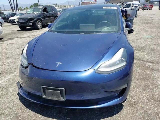 2019 Tesla Model 3 - zdjęcie 13