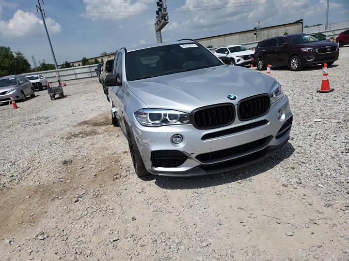 2016 BMW X5 xDrive50I - zdjęcie 13