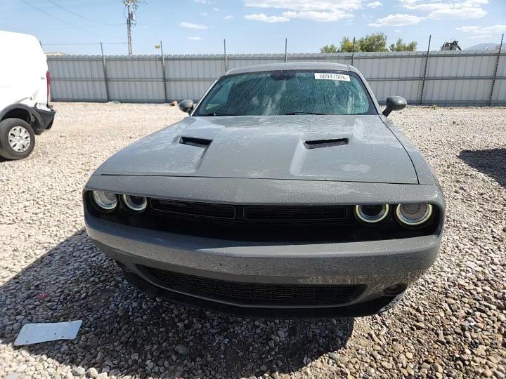 2019 Dodge Challenger Sxt - zdjęcie 13