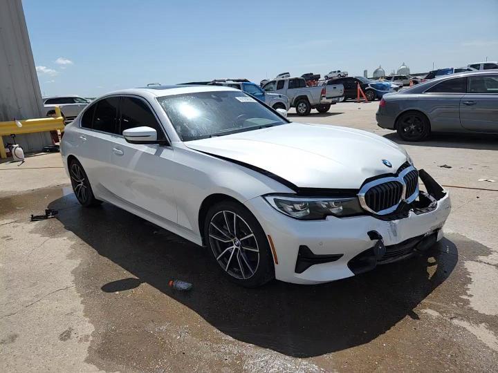 2020 BMW 330I - zdjęcie 13