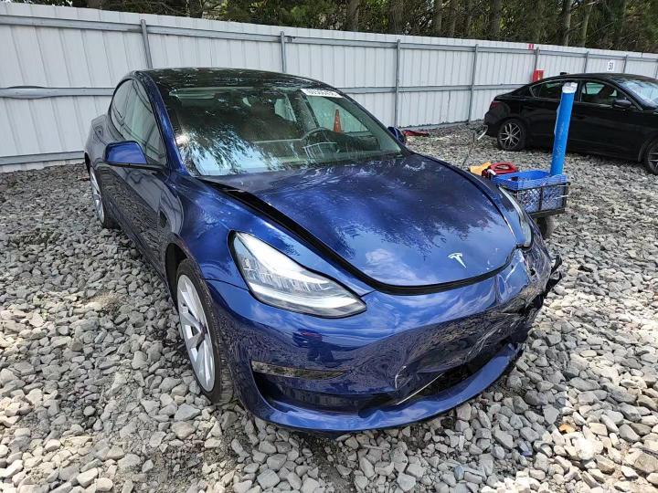 2022 Tesla Model 3 - zdjęcie 13