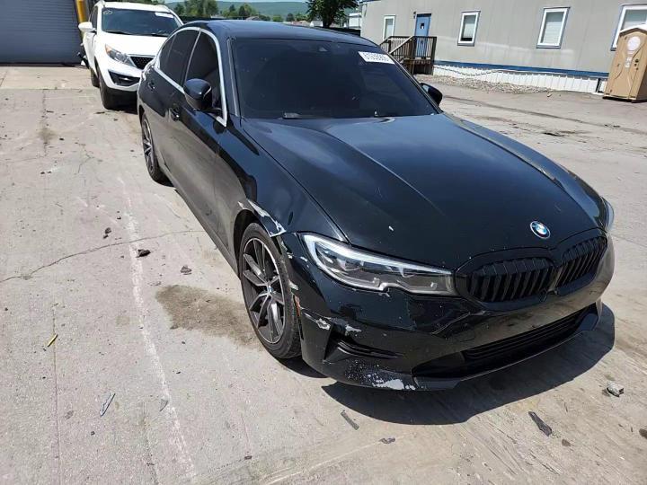 2020 BMW 330I - zdjęcie 13