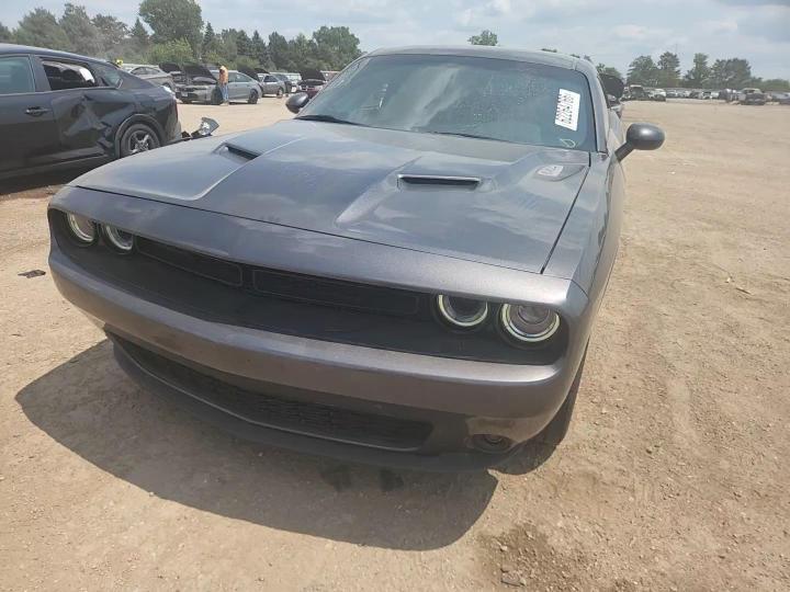 2019 Dodge Challenger Sxt - zdjęcie 13