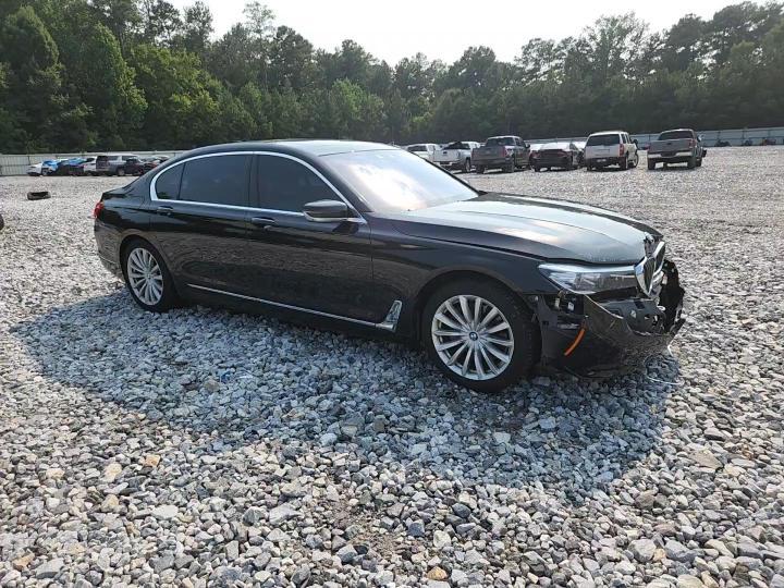 2017 BMW 740 I - zdjęcie 13