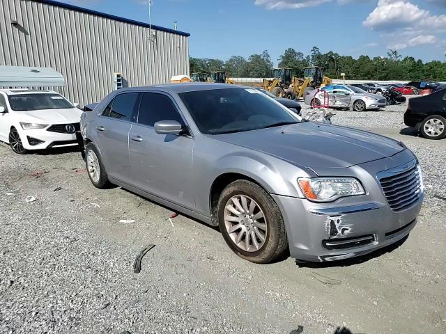 2014 Chrysler 300 - zdjęcie 13