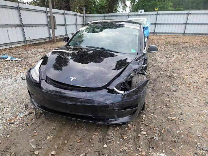 2020 Tesla Model 3 - zdjęcie 13