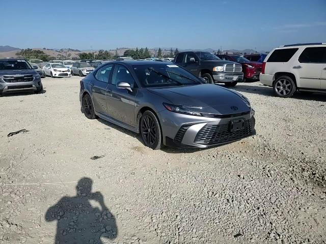 2025 Toyota Camry Se - zdjęcie 13