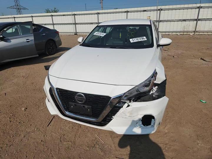 2019 Nissan Altima S - zdjęcie 13