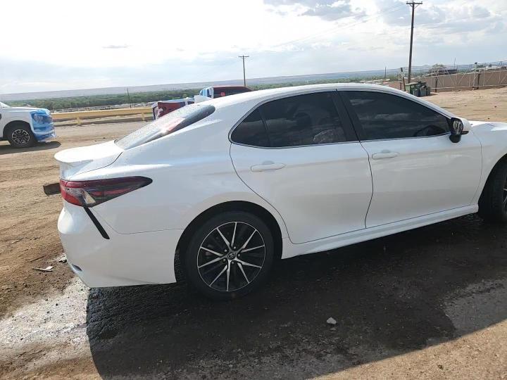 2023 Toyota Camry Se - zdjęcie 14