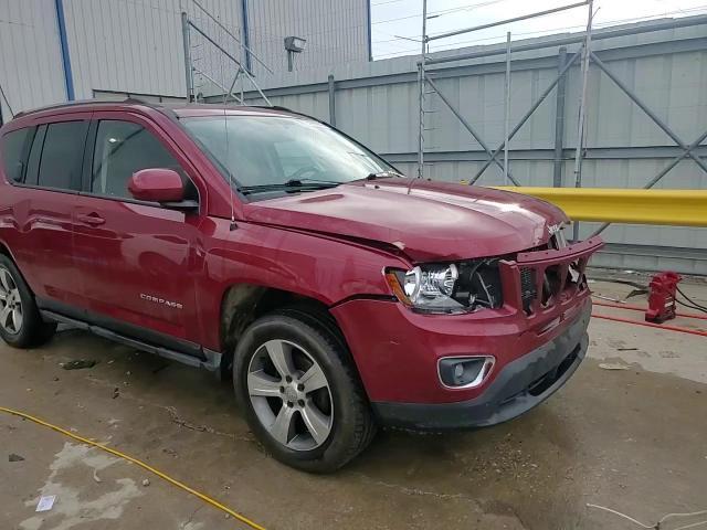 2016 Jeep Compass Latitude - zdjęcie 14
