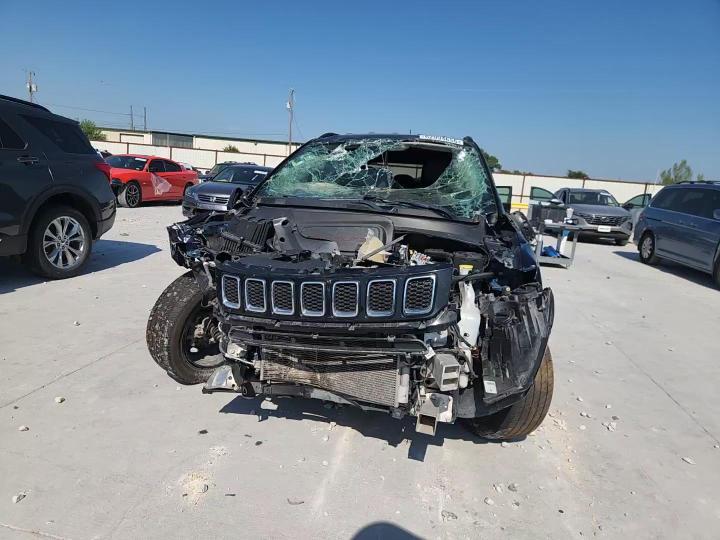 2021 Jeep Compass Limited - zdjęcie 15