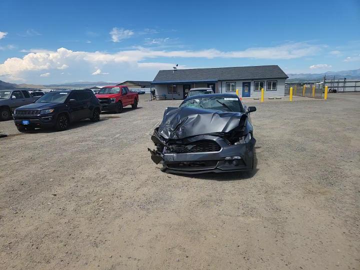 2015 Ford Mustang - zdjęcie 13