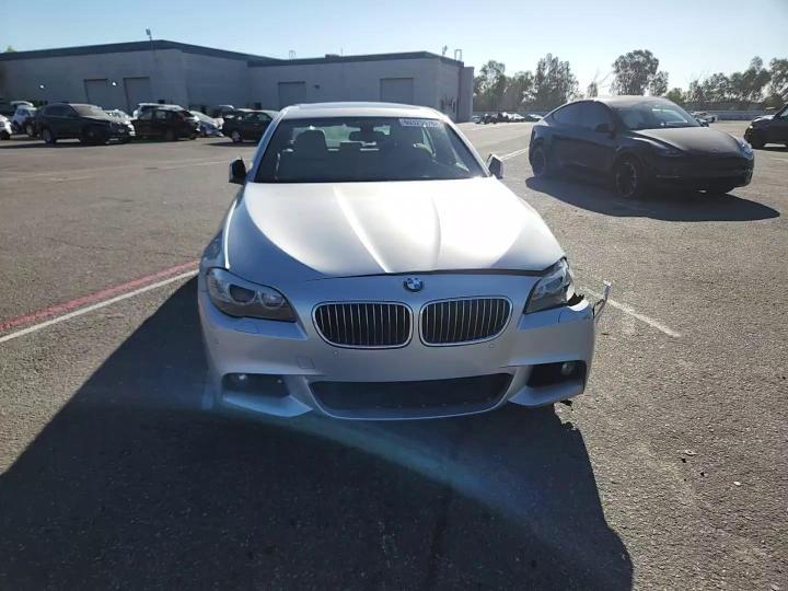 2013 BMW 535 I - zdjęcie 13