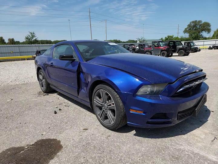2013 Ford Mustang - zdjęcie 13