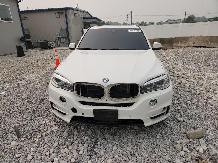 2016 BMW X5 xDrive35I - zdjęcie 14
