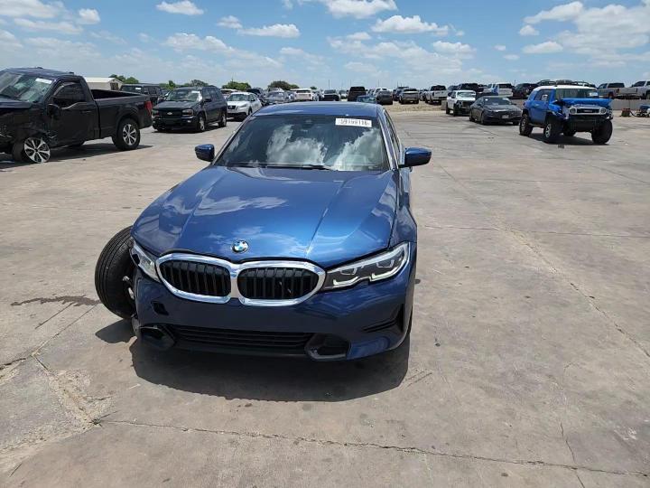 2022 BMW 330I - zdjęcie 13
