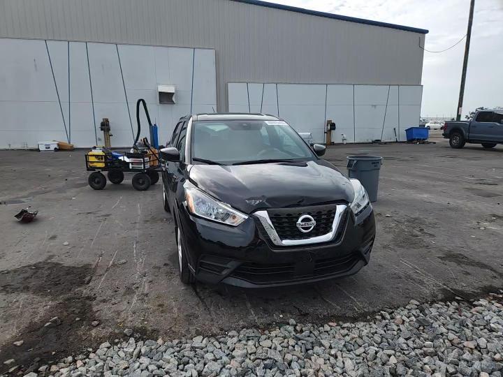2020 Nissan Kicks S - zdjęcie 15
