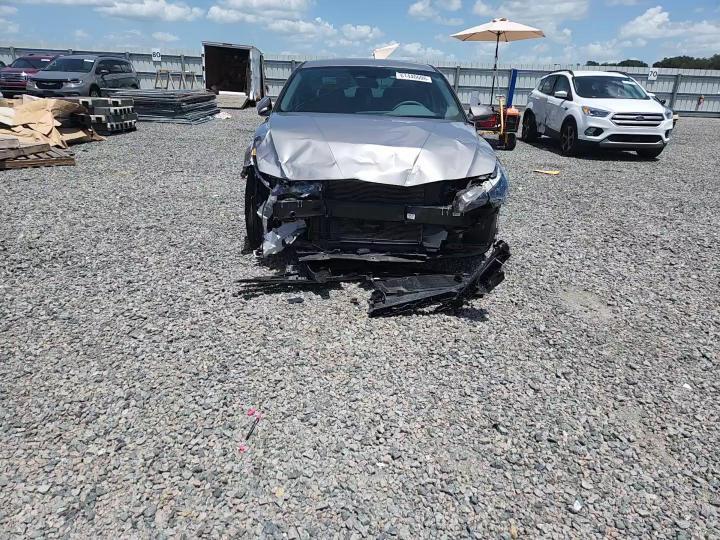 2023 Hyundai Elantra Sel - zdjęcie 13