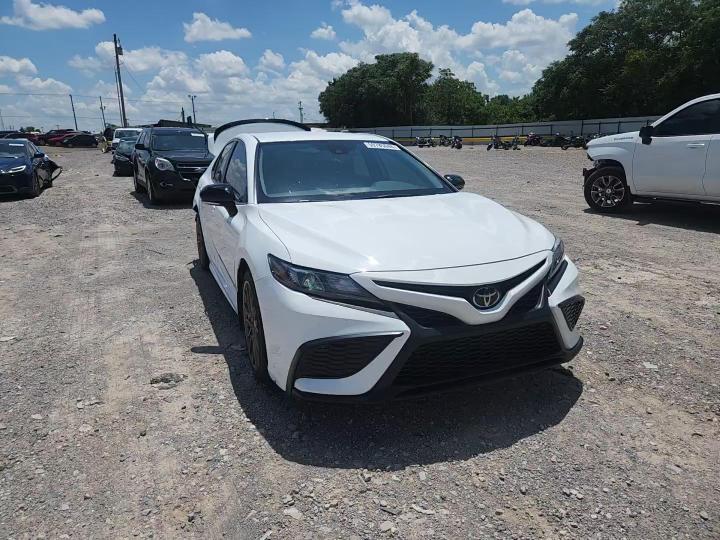 2024 Toyota Camry Se Nightshade - zdjęcie 14