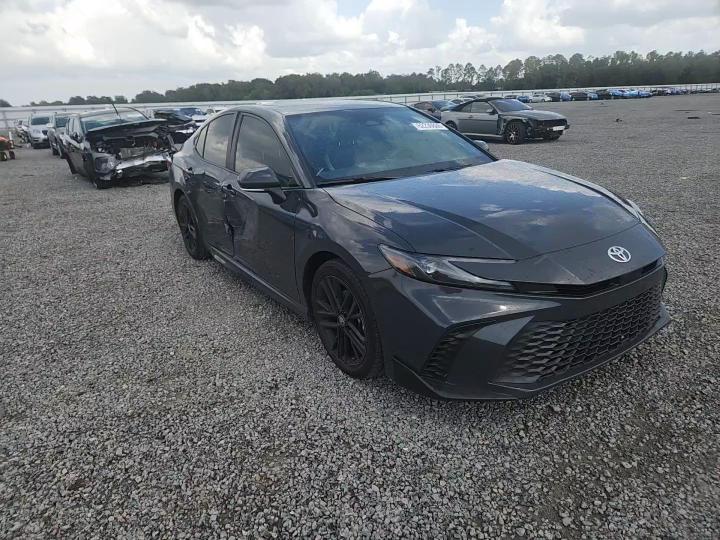 2025 Toyota Camry Se - zdjęcie 13