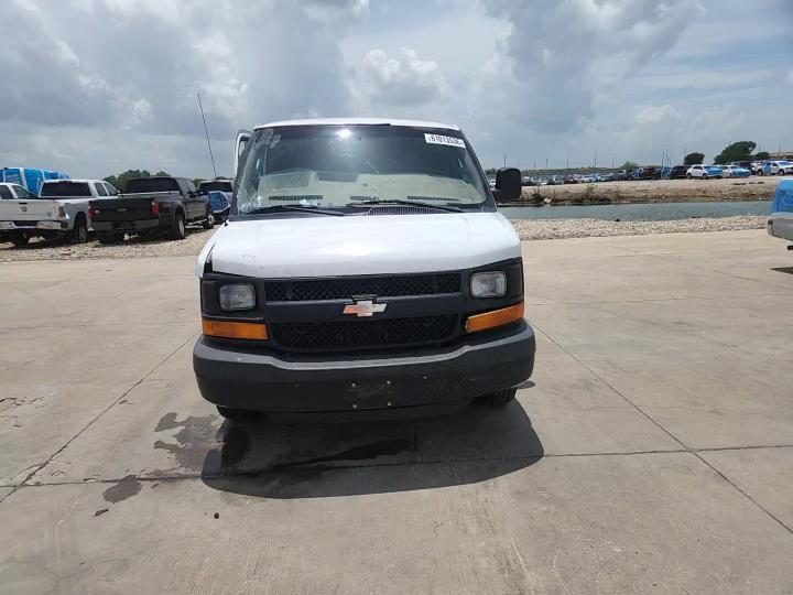 2016 Chevrolet Express G2500 - zdjęcie 14