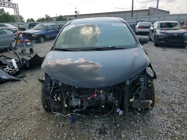 2022 Toyota Sienna Le - zdjęcie 15