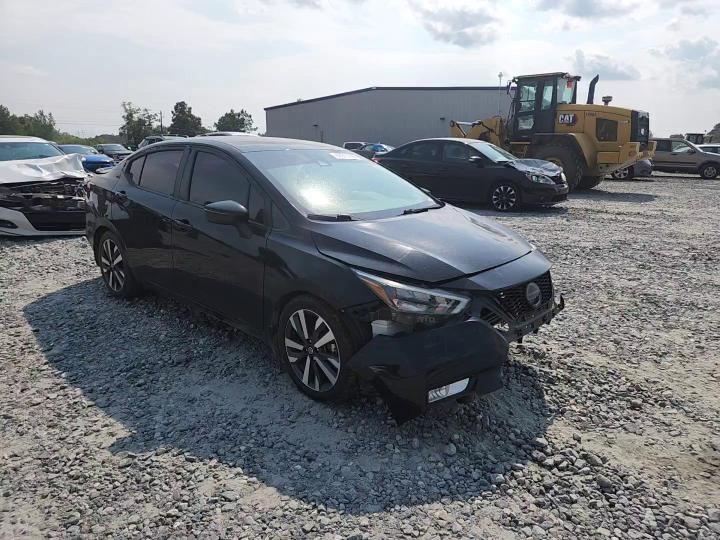 2020 Nissan Versa Sr - zdjęcie 13