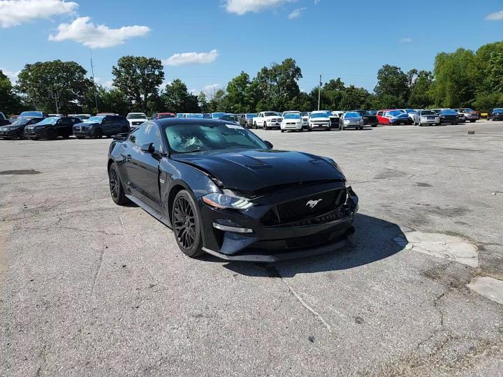 2020 Ford Mustang Gt - zdjęcie 13
