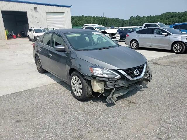 2018 Nissan Sentra S - zdjęcie 13