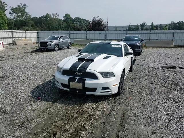 2014 Ford Mustang - zdjęcie 13