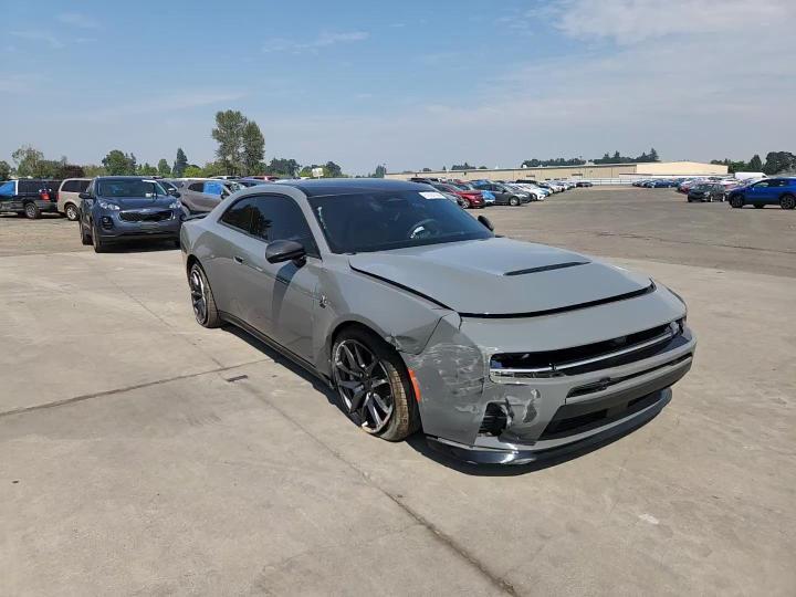 2026 Dodge Charger Scat Pack - zdjęcie 13