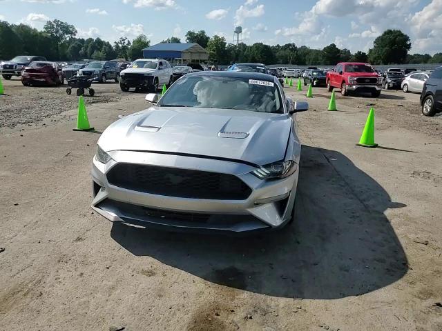 2020 Ford Mustang - zdjęcie 13