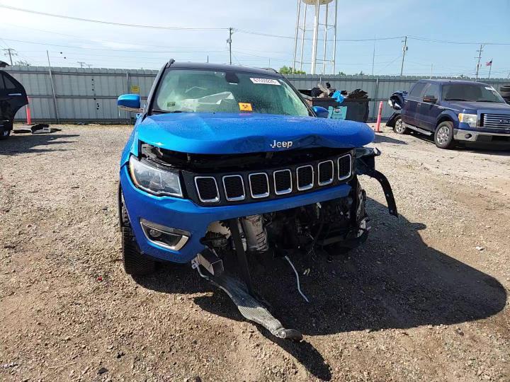 2020 Jeep Compass Limited - zdjęcie 13