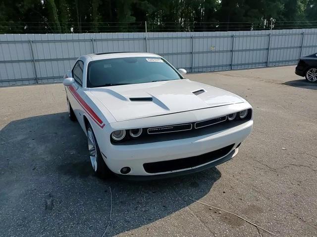 2017 Dodge Challenger R/T - zdjęcie 13