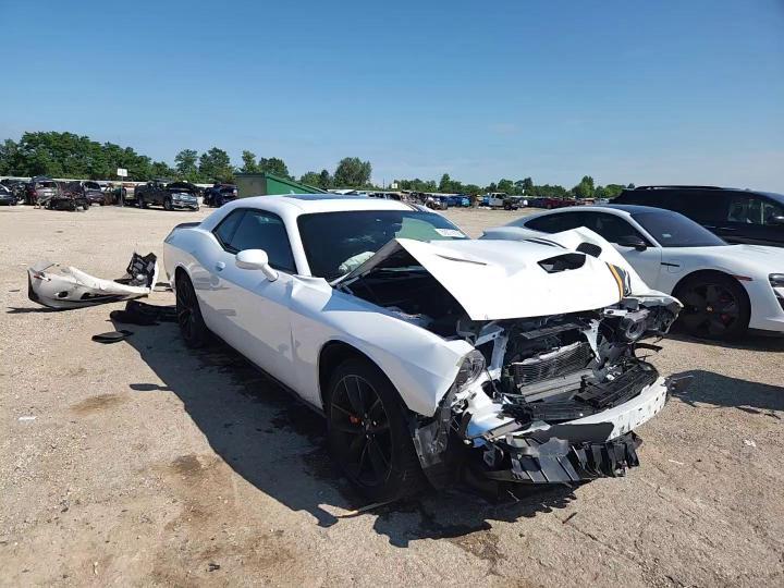 2022 Dodge Challenger Gt - zdjęcie 13