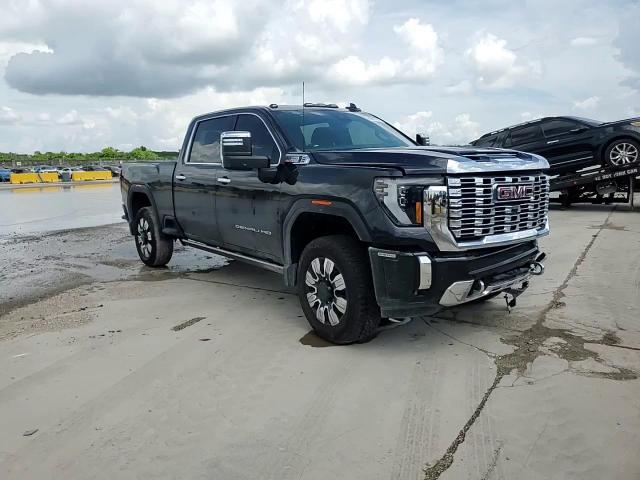 2025 GMC Sierra K2500 Denali - zdjęcie 13