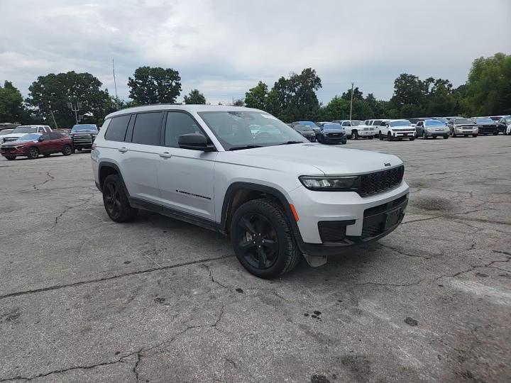 2023 Jeep Grand Cherokee L Laredo - zdjęcie 14