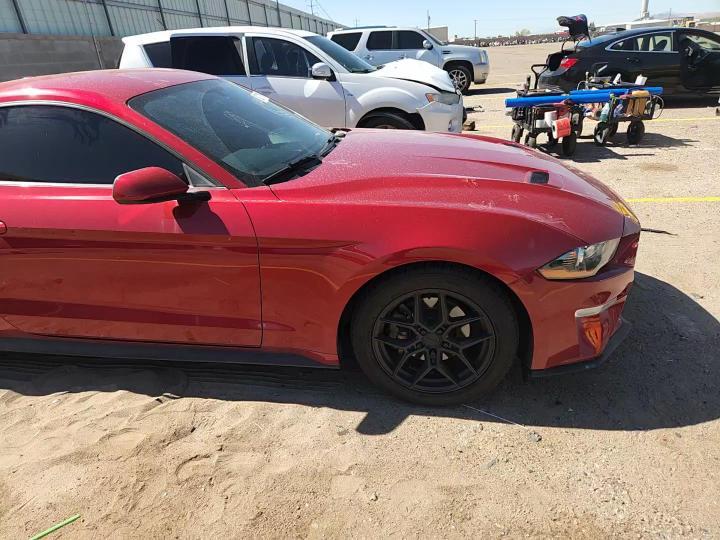 2020 Ford Mustang - zdjęcie 13