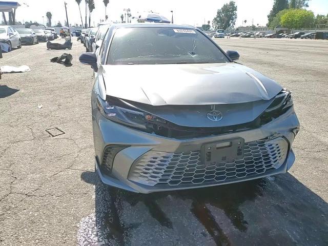 2026 Toyota Camry Xse - zdjęcie 13