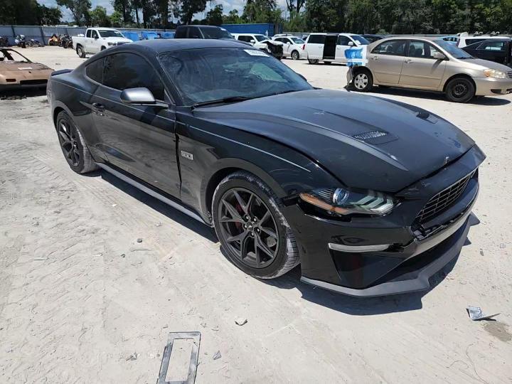 2020 Ford Mustang - zdjęcie 13