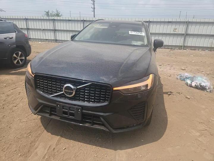 2024 Volvo Xc60 Plus - zdjęcie 13