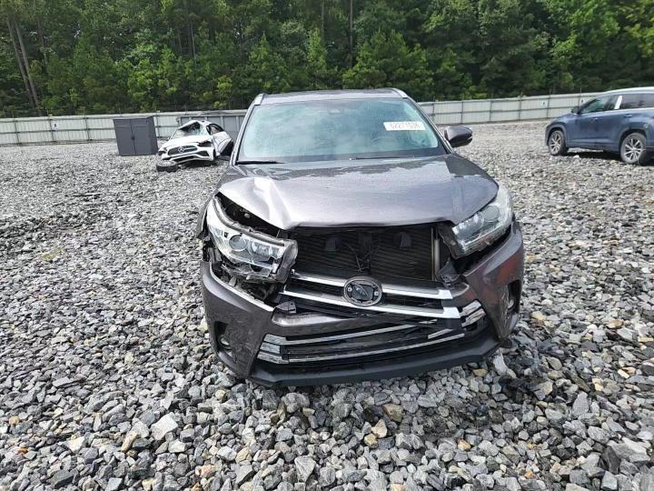 2019 Toyota Highlander Limited - zdjęcie 13