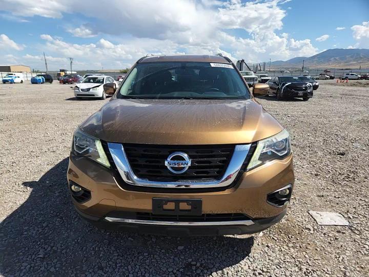 2017 Nissan Pathfinder Sv - zdjęcie 14
