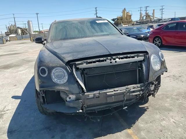 2017 Bentley Bentayga - zdjęcie 14